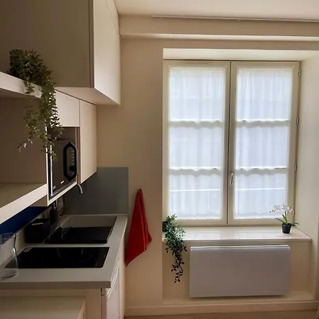 Comme Une Chambre D'Hotel Au Coeur De Lyon Extérieur photo