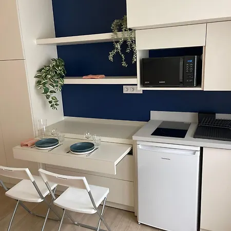 Comme Une Chambre D'Hotel Au Coeur De Lyon Extérieur photo