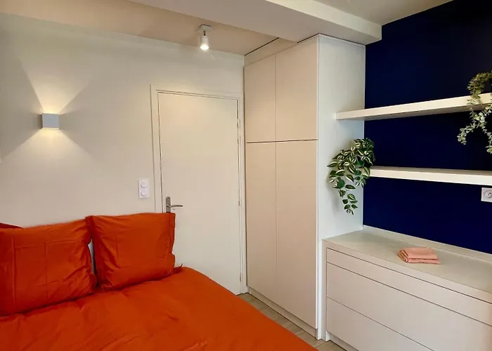 Comme Une Chambre D\'Hotel Au Coeur De Lyon